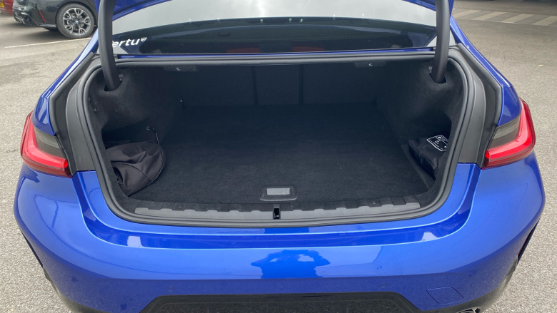 BMW 3 Series 330e M Sport 4dr Step Auto [Pro Pack] Saloon